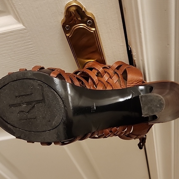 Ralph Lauren leather platform sandals, sz. 7& 1/2 B, deep tan colour. - Picture 6 of 7